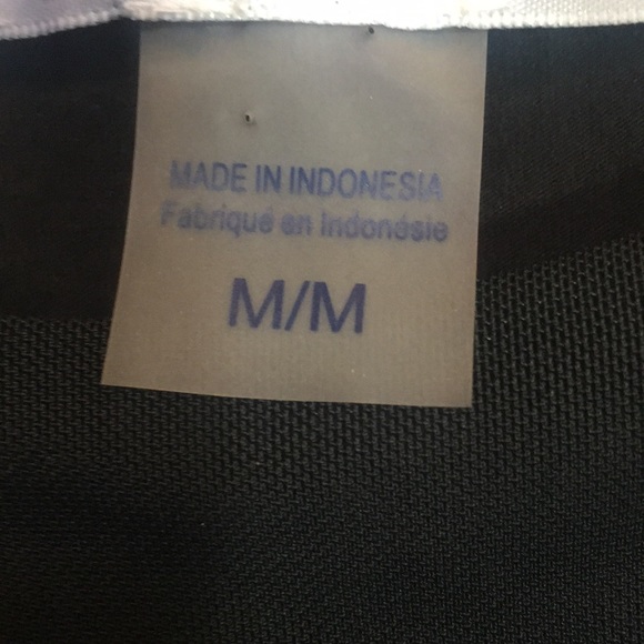 NYGARD Jersey Knit Chiffon Overlay with Crisscross Back Yoke and Side Vents - Picture 15 of 15